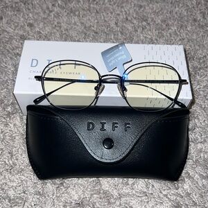 *NEW* Diff Eyewear, Reid - Black